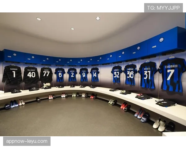 佛罗伦萨更衣室风波再起，内部矛盾曝光引发关注