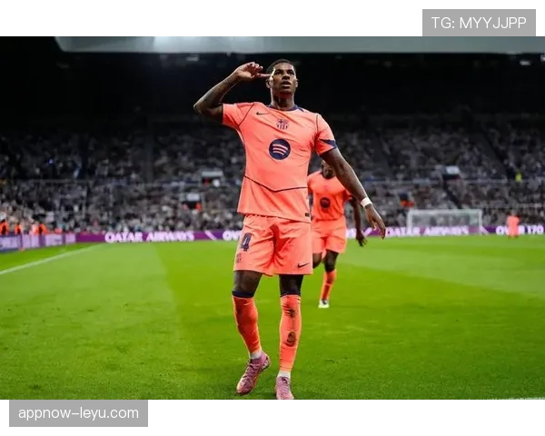 西甲新援观察：新赛季明星加盟与潜力新星表现引关注