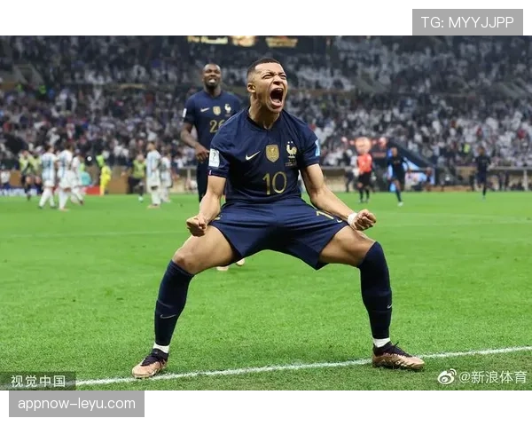 姆巴佩帽子戏法闪耀世界杯,法国队表现抢眼 姆巴佩帽子戏法闪耀世界杯,法国队表现抢眼