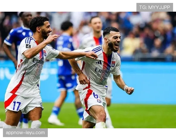 里昂防守体系全面升级，新战术显成效助球队状态强势回暖