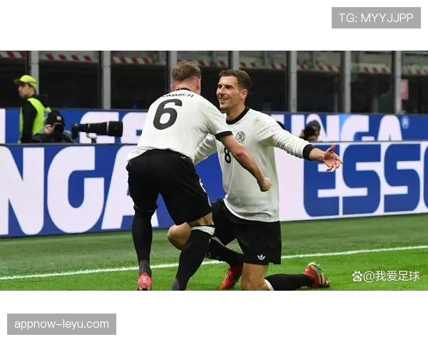 基米希中场统治力再现,控场与组织能力闪耀全场 基米希中场统治力再现,控场与组织能力闪耀全场