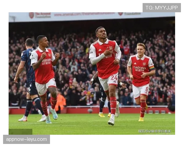 阿森纳中场组织有方,助力球队英超状态回升 阿森纳中场组织有方,助力球队英超状态回升