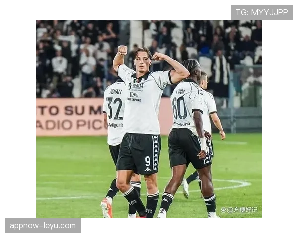 捷克新星闪耀欧冠赛场，展现非凡潜力与竞争力