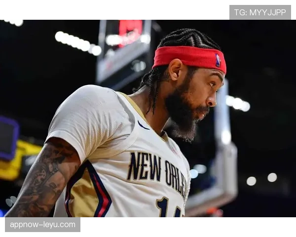 英格拉姆无球效率提升，关键战拉开空间主导进攻